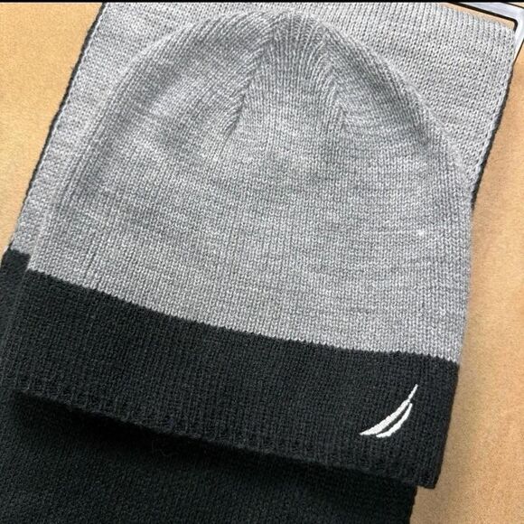 Nautica Men's Black and Grey Scarf-wraps - Picture 6 of 7